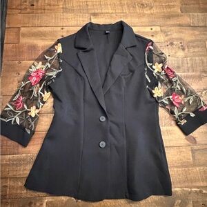 Floral Embroidered Black Blazer size Large